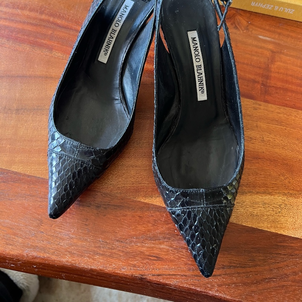 Vintage Manolo Blahnik Snakeskin Slingbacks - Picture 2 of 7